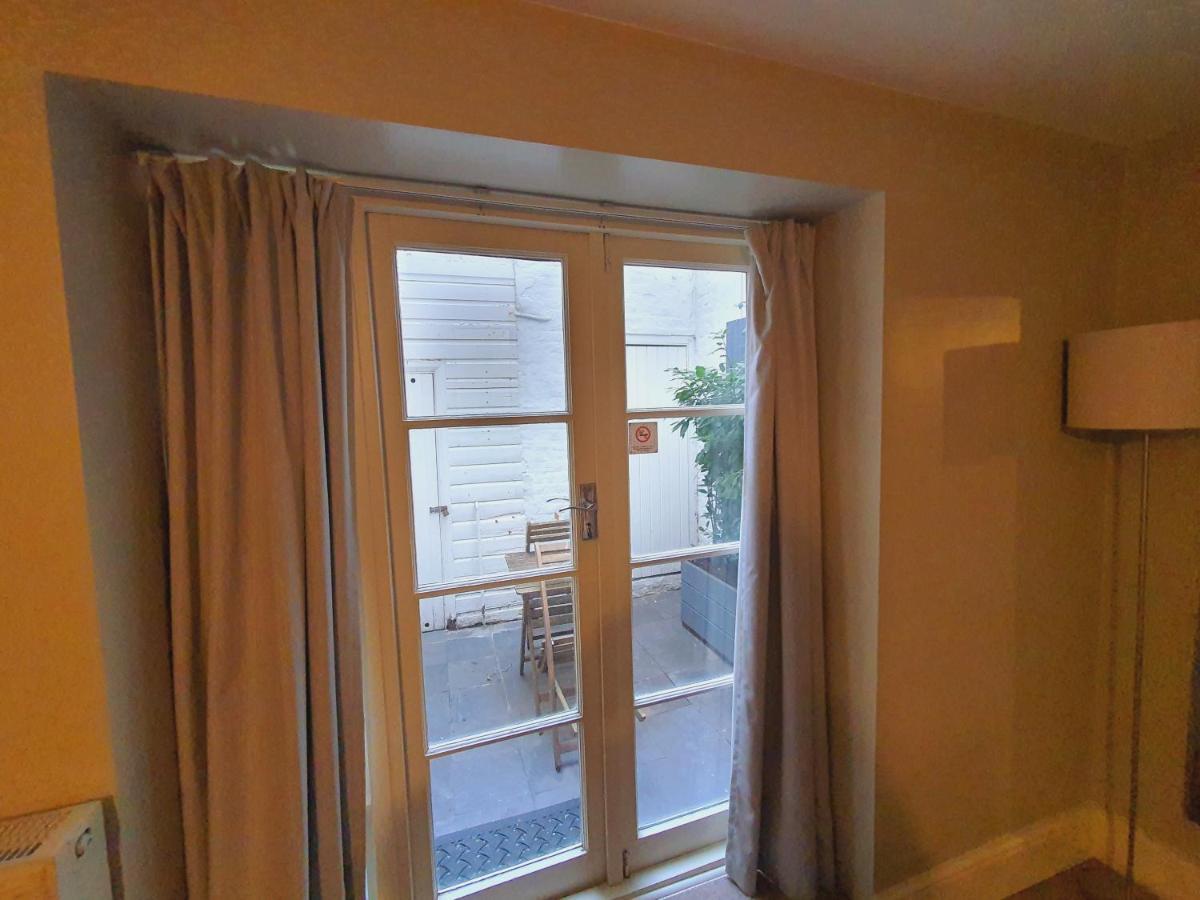 Amherst Brighton Bagian luar foto