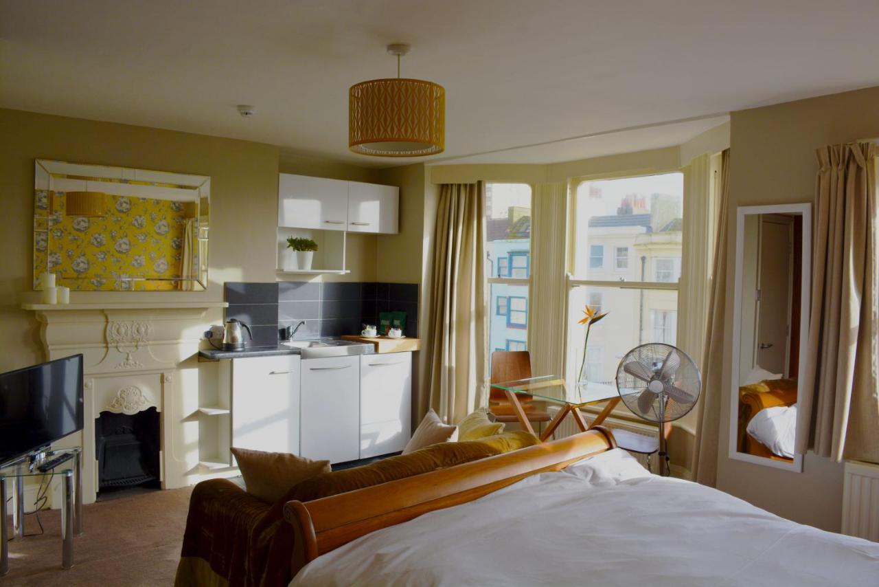 Amherst Brighton Bagian luar foto